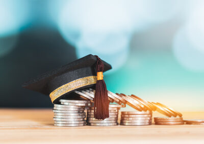 Education Watch: 4-Year College versus 2-Year. Where Should We Invest in Scholarships?